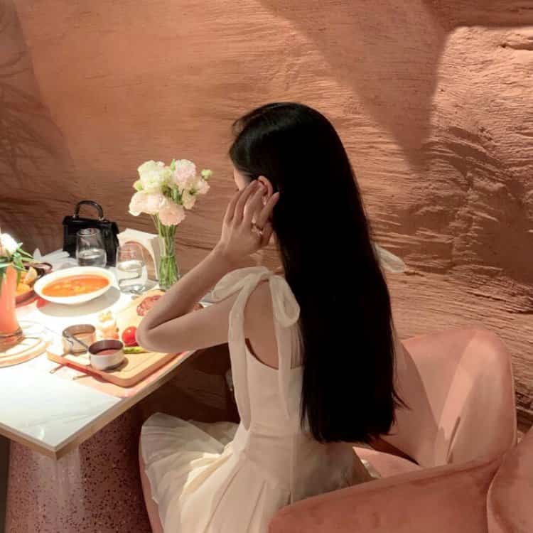 清纯女神：邻家少女的甜美日常