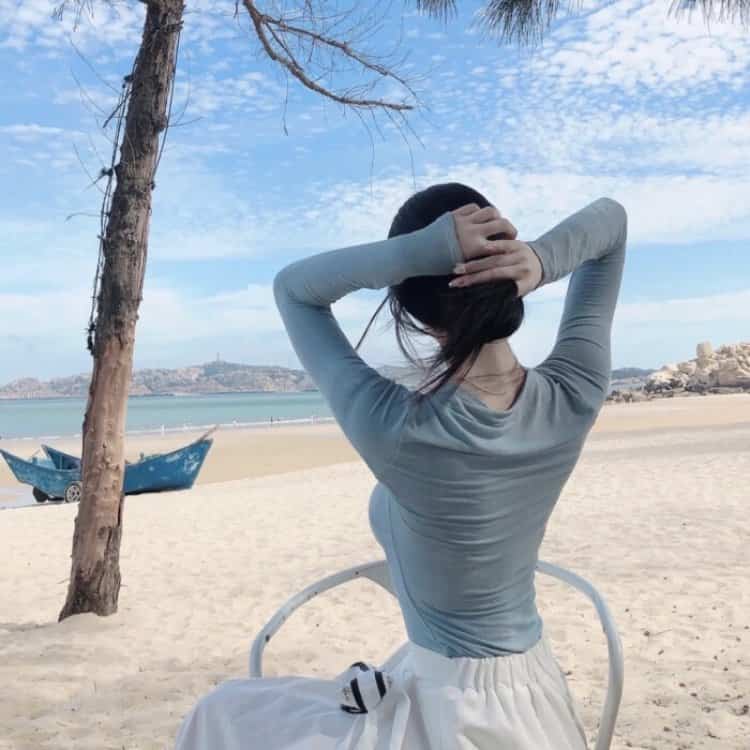 游戏主播：电竞女神的巅峰对决